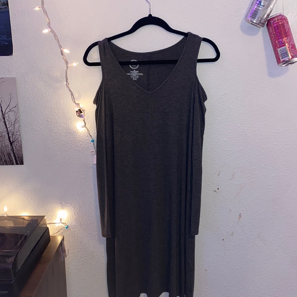 grey long sleeve dress